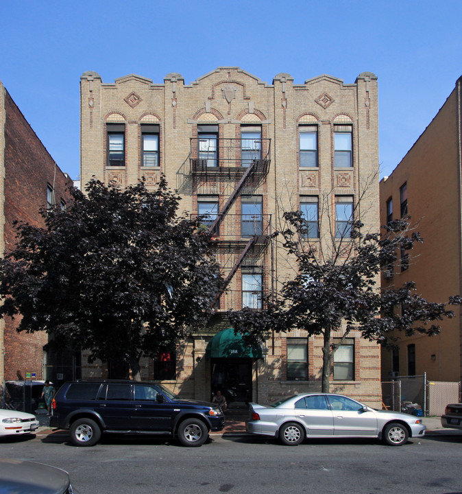 188 Bay 22nd St in Brooklyn, NY - Building Photo