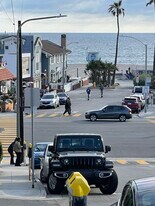 2127 Manhattan Ave, Unit Room for rent in Hermosa Beach, CA - Building Photo