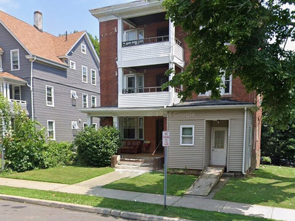 415 Stanley St, Unit 2 in New Britain, CT - Building Photo