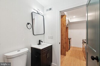 4181 Mantua Ave in Philadelphia, PA - Foto de edificio - Building Photo