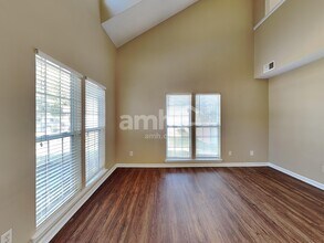 2206 Coatsdale Ln in Matthews, NC - Building Photo - Building Photo