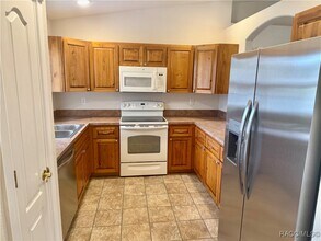 5768 N Summerfield Point in Citrus Springs, FL - Building Photo - Building Photo