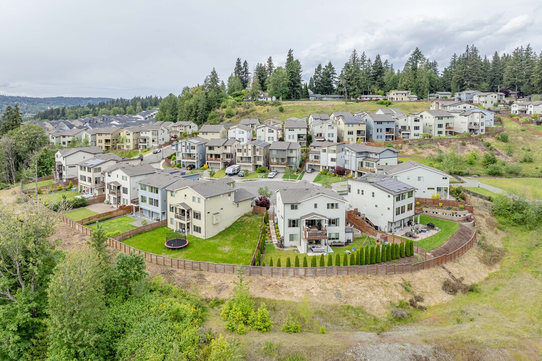 Westridge in Edgewood, WA - Building Photo