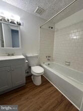140 Royal Oak Dr, Unit H in Bel Air, MD - Foto de edificio - Building Photo