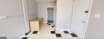 10879 Clarksville Pike in Columbia, MD - Building Photo - Building Photo