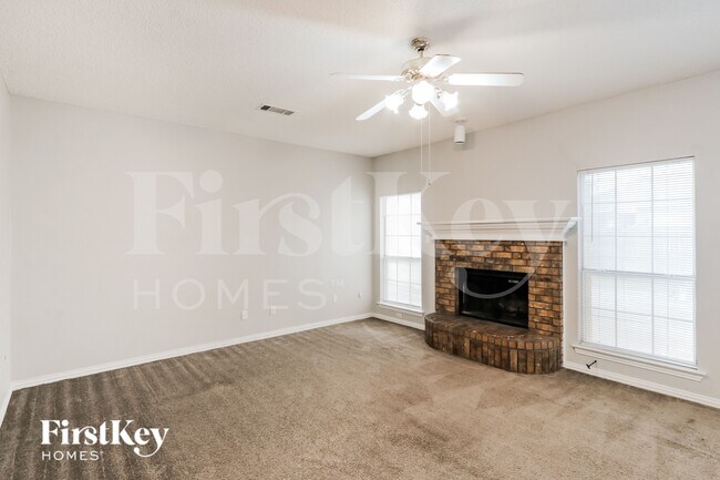 1509 Dreama Dr in Desoto, TX - Building Photo - Building Photo