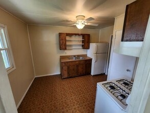 1088 Eastview Dr in Rantoul, IL - Building Photo - Building Photo
