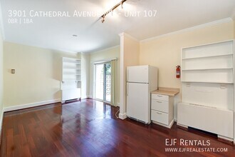 3901 Cathedral Ave NW-Unit -Unit 107 in Washington, DC - Building Photo - Building Photo