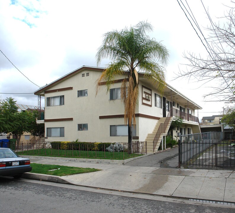 5246 Riverton Ave in North Hollywood, CA - Building Photo