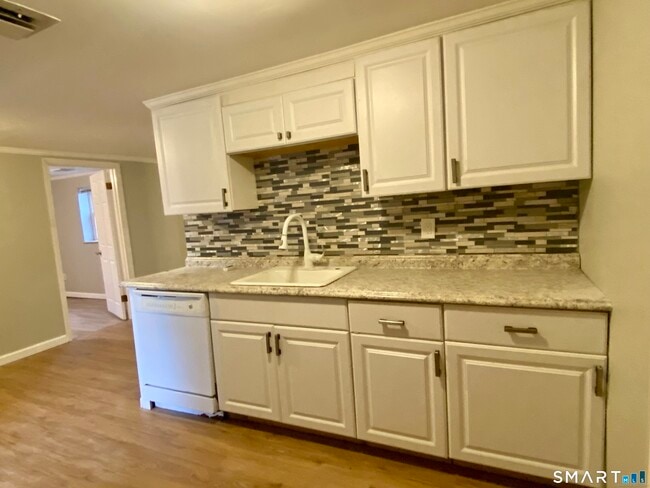 43 Rodney St in West Haven, CT - Building Photo - Building Photo