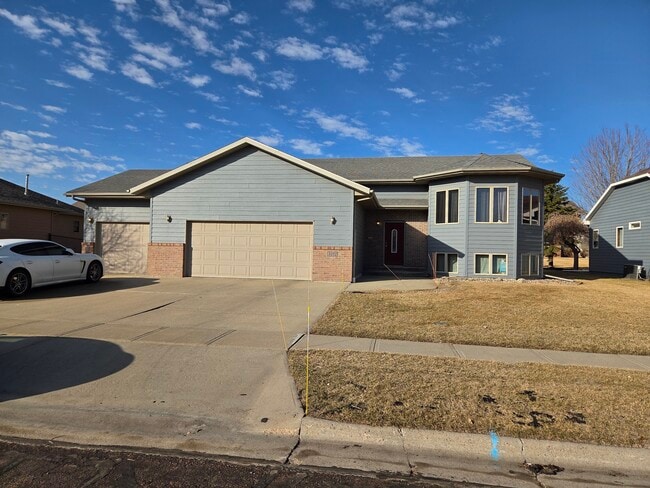 property at 3152 W Auburn Hills Ct