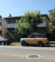 1549-1551 Silver Lake Blvd in Los Angeles, CA - Building Photo - Building Photo