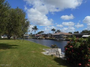 4331 SE 1st Ave in Cape Coral, FL - Building Photo - Building Photo