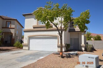 9078 Mountain Lakes Ave in Las Vegas, NV - Building Photo - Building Photo