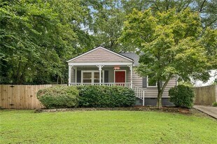 1136 Gilbert St SE in Atlanta, GA - Building Photo