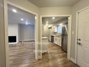 1316 Sebastian Way in Sacramento, CA - Building Photo - Building Photo