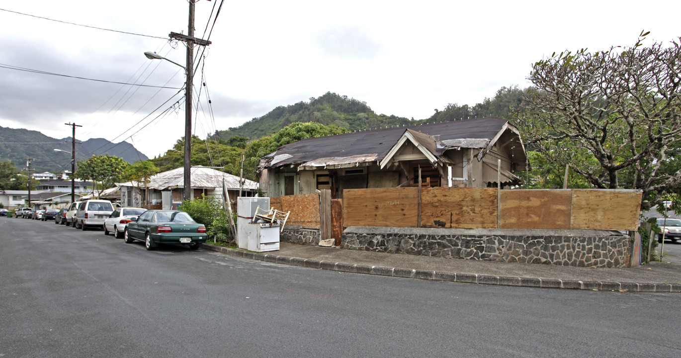 2448 Nalanieha St in Honolulu, HI - Foto de edificio