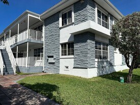 1065 97th St in Miami Beach, FL - Building Photo