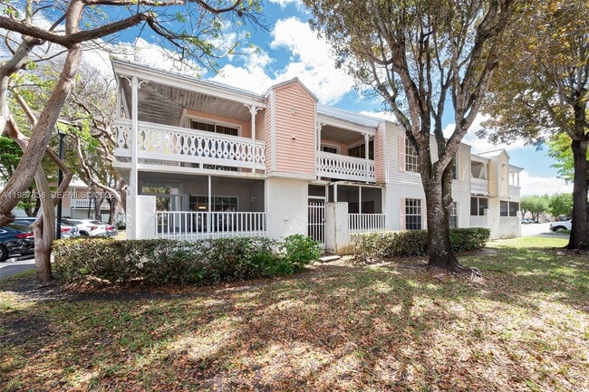 10441 Mahogany Key Cir in Miami, FL - Building Photo - Building Photo