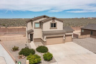 221 Landing Trail in Rio Rancho, NM - Building Photo