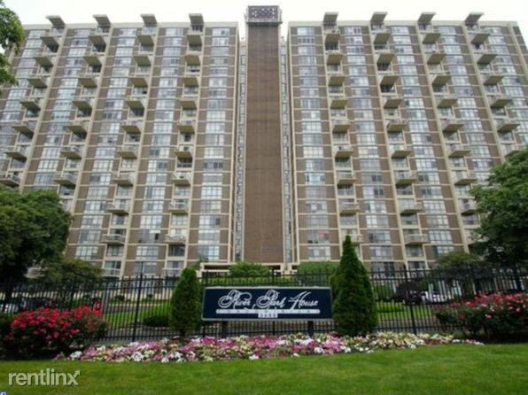 3600 Conshohocken Ave in Philadelphia, PA - Building Photo