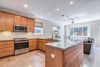 3505 Villa Ct in Austin, TX - Building Photo - Building Photo