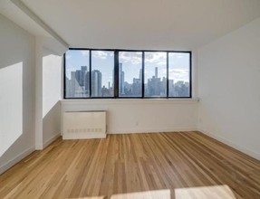 266 E 78th St in New York, NY - Foto de edificio - Floor Plan