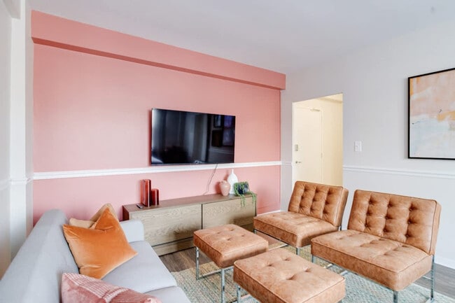 105 W 39th St in Baltimore, MD - Building Photo - Building Photo