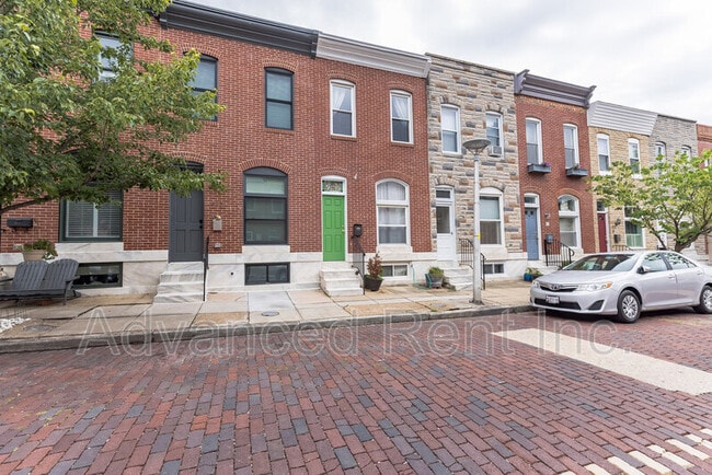 property at 415 S Robinson St