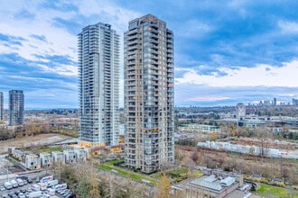 2355 Madison Ave in Burnaby, BC - Building Photo - Building Photo