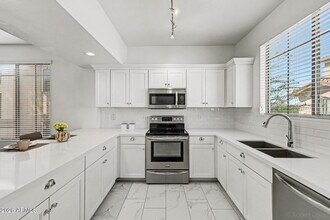 2315 N 52nd St in Phoenix, AZ - Building Photo - Building Photo