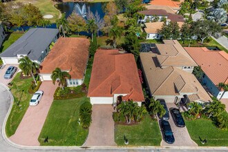 844 SW Pebble Ln in Palm City, FL - Building Photo - Building Photo