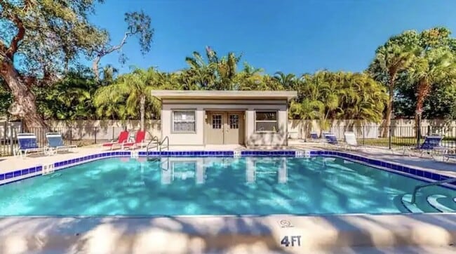 property at 3350 S Osprey Ave