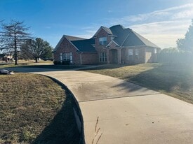 20 Havenshire Cir in Lawton, OK - Building Photo