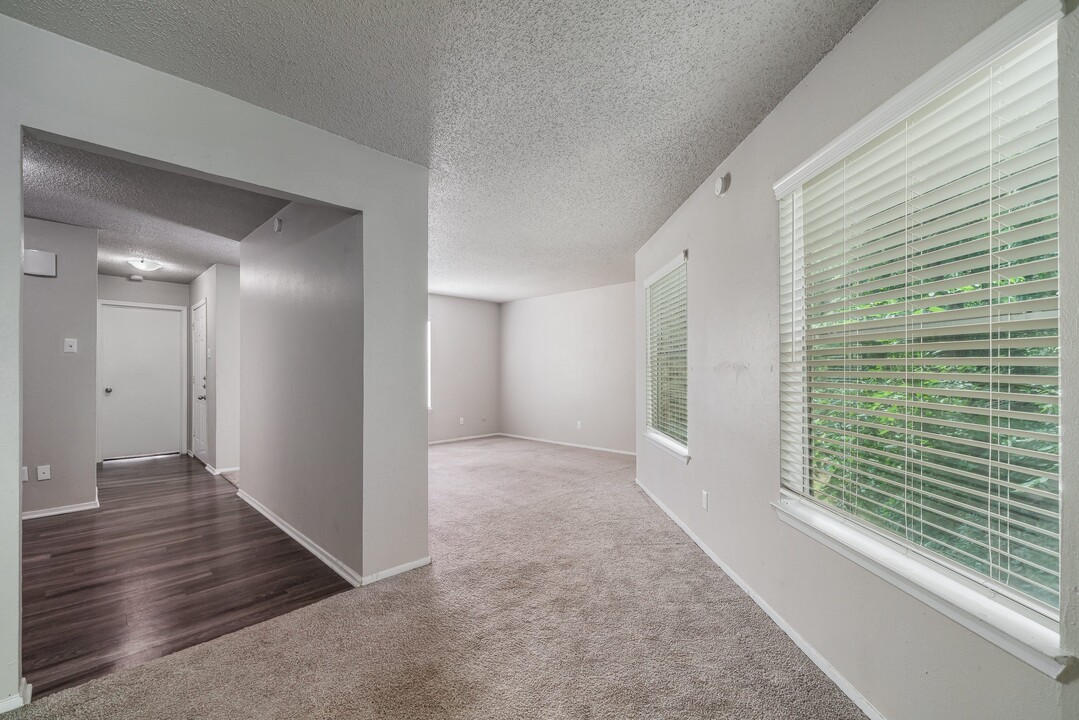 Shadow Ridge in Arlington, TX - Foto de edificio
