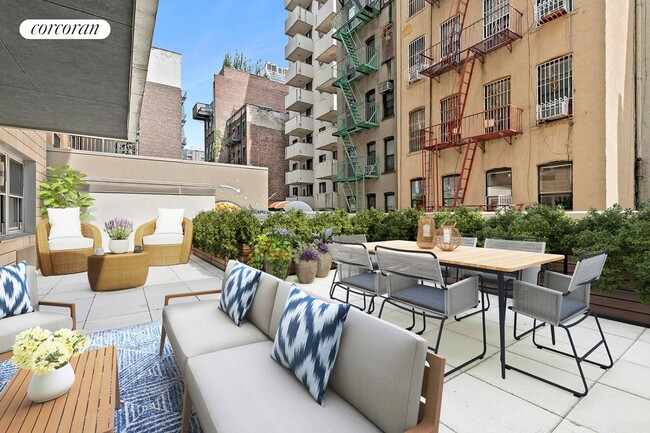 50 Orchard St in New York, NY - Building Photo - Building Photo