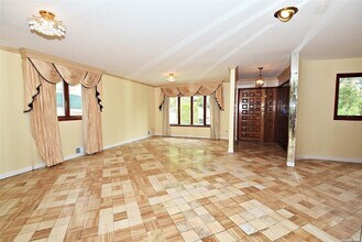 83-14 Abingdon Rd in Queens, NY - Building Photo - Building Photo