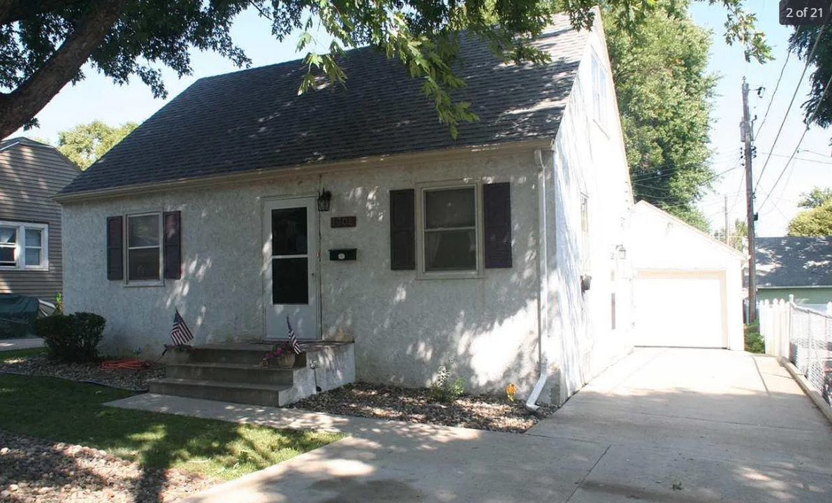 1308 E 18th St in Sioux Falls, SD - Foto de edificio
