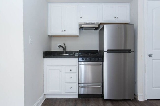 253 Stribling Ave in Charlottesville, VA - Building Photo - Building Photo