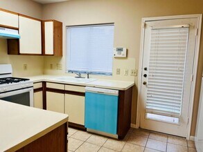2910 Grants Lake Blvd in Sugar Land, TX - Building Photo - Building Photo
