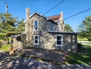91 Scheller Rd in New Providence, PA - Building Photo - Building Photo
