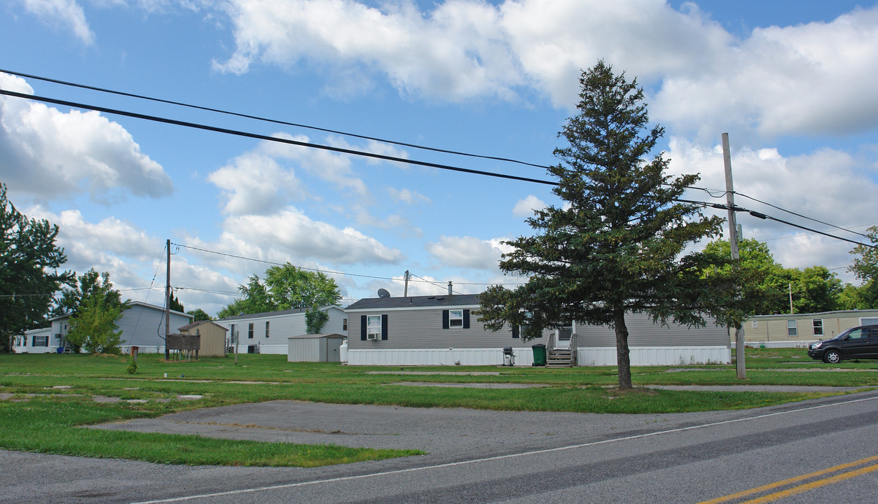 Caledonia Mobile Home Community in Caledonia, NY - Building Photo