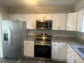 4720 Walden Pond Dr in Raleigh, NC - Building Photo - Building Photo