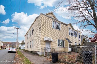 629 4th Ave-Unit -Unit 1 in Troy, NY - Building Photo - Building Photo