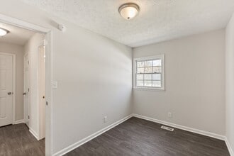 158 Hamilton Cir in Oak Ridge, TN - Building Photo - Building Photo