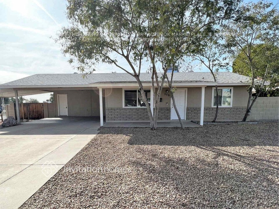 208 N 100th Pl in Mesa, AZ - Building Photo