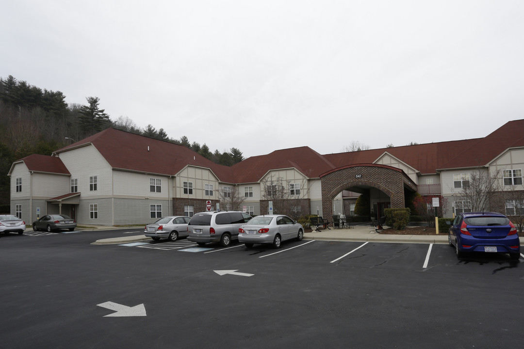 Compton Place Apartments - Senior Community in Asheville, NC - Building Photo