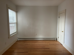 64 6th St-Unit -2 in Cambridge, MA - Foto de edificio - Building Photo