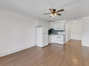 3415 West End Ave, Unit 1002E in Nashville, TN - Building Photo - Building Photo