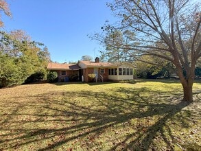 222 Knox Dr in Morehead City, NC - Building Photo - Building Photo